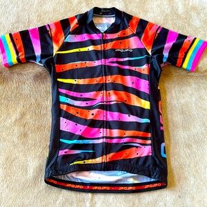 JPOJPO biking shirt women’s size Medium. Fun bright colors